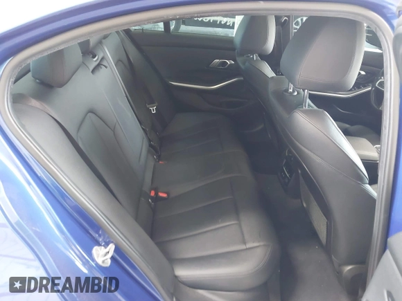 2020 BMW 3 Series 330i с VIN 3MW5R1J04L8B35411, выставлен на аукционе IAAI как лот 42531535 с пробегом 47 219 миль миль и . История ставок и продаж доступна на DreamBid. Изображение 8.