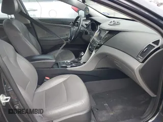 2014 Hyundai Sonata SE with VIN 5NPEC4AC3EH888752, listed as a IAAI auction lot 42106675 with 168,258 mi miles and . Bid and sale history available at carsss.com. Image 5.