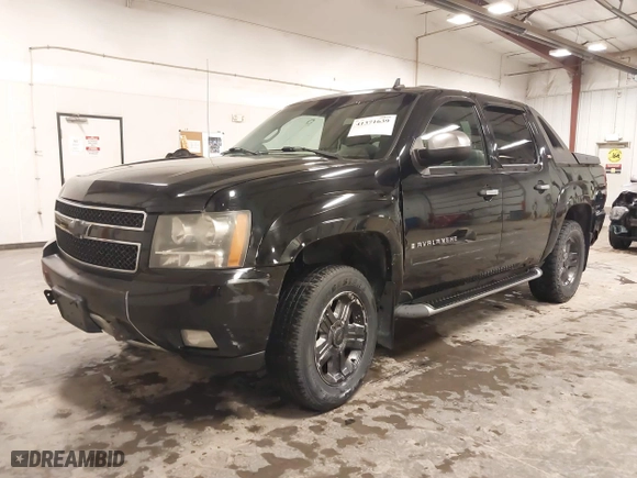 2008 Chevrolet Avalanche LS with VIN 3GNFK12378G169464, listed as a IAAI auction lot 41371639 with 246,490 mi miles. Bid and sale history available at carsss.com. Image 23.