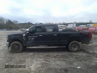 2020 Ford Super Duty F-250 SRW XL with VIN 1FT7W2BT5LED61876, listed as a IAAI auction lot 41526635 with 190,000 mi miles. Bid and sale history available at carsss.com. Image 15.