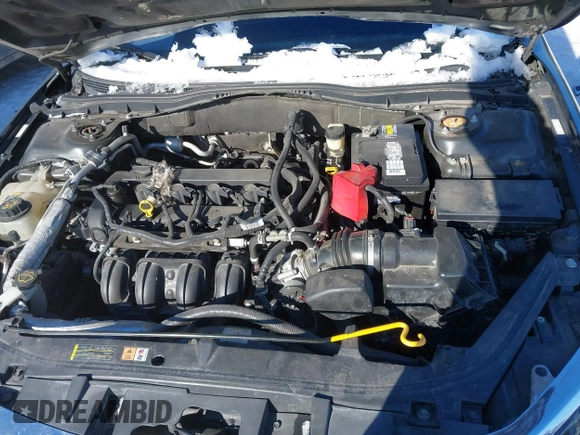 2010 Ford Fusion SE with VIN 3FAHP0HA4AR343672, listed as a IAAI auction lot 41309811 with 135,658 mi miles. Bid and sale history available at carsss.com. Image 9.