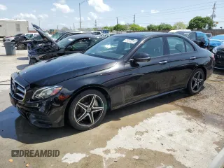 2019 Mercedes-Benz E 450 z VIN WDDZF6JB2KA491697, wystawiony jako Copart lot #56000485 z przebiegiem 102 482 mil mil oraz Czysty tytuł • Clean title. Historia ofert i sprzedaży dostępna na DreamBid. Obrazek 1.