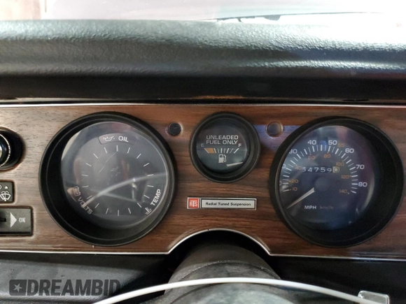 1981 Pontiac Firebird z VIN 1G2AS87A4BN117926, wystawiony jako Copart lot #49288185 z przebiegiem 54 759 mil mil oraz Tytuł czysty. Historia ofert i sprzedaży dostępna na DreamBid. Obrazek 9.