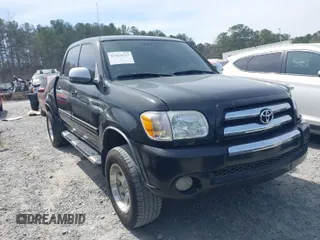 2006 Toyota Tundra SR5 with VIN 5TBET34106S530422, listed as a IAAI auction lot 41824013 with 296,607 mi miles. Bid and sale history available at carsss.com. Image 1.