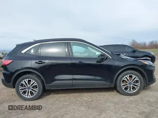 2021 Ford Escape SEL с VIN 1FMCU9H9XMUA60225, выставлен на аукционе IAAI как лот 42016540 с пробегом 107 181 миль миль и . История ставок и продаж доступна на DreamBid. Изображение 13.