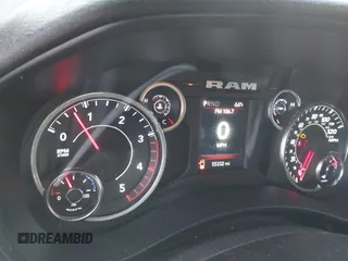 2022 Ram 2500 Big Horn z VIN 3C6UR5DL8NG125542, wystawiony jako IAAI lot #41881676 z przebiegiem 55 332 mil mil oraz . Historia ofert i sprzedaży dostępna na DreamBid. Obrazek 7.