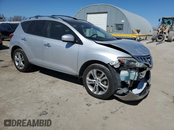 2011 Nissan Murano LE z VIN JN8AZ1MU2BW065952, wystawiony jako Copart lot #48675155 z przebiegiem 135 483 mil mil oraz Szkoda całkowita • Salvage title. Historia ofert i sprzedaży dostępna na DreamBid. Obrazek 4.