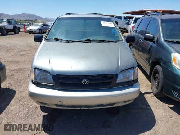 1999 Toyota Sienna LE with VIN 4T3ZF13C3XU109706, listed as a IAAI auction lot 42034205 with 1 mi miles. Bid and sale history available at carsss.com. Image 6.