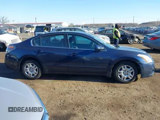 2011 Nissan Altima 2.5 S with VIN 1N4AL2AP7BN466071, listed as a IAAI auction lot 41636603 with 117,750 mi miles. Bid and sale history available at carsss.com. Image 13.