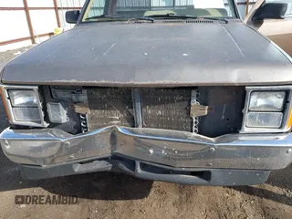 1988 Dodge Dakota with VIN 1B7GR14X0JS761859, listed as a IAAI auction lot 42012991 with 195,614 mi miles and . Bid and sale history available at DreamBid. Image 6.
