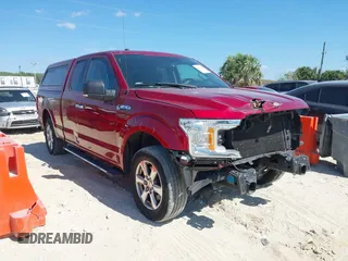 2018 Ford F-150 XL z VIN 1FTEX1C5XJKD87760, wystawiony jako IAAI lot #42016828 z przebiegiem 121 297 mil mil oraz . Historia ofert i sprzedaży dostępna na DreamBid. Obrazek 1.