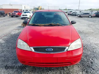 2006 Ford Focus S z VIN 1FAFP31N16W157503, wystawiony jako IAAI lot #41951385 z przebiegiem 78 687 mil mil oraz . Historia ofert i sprzedaży dostępna na DreamBid. Obrazek 6.