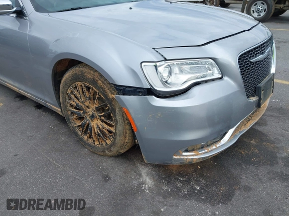 2016 Chrysler 300 with VIN 2C3CCAEGXGH268659, listed as a IAAI auction lot 41458474 with 101,689 mi miles. Bid and sale history available at carsss.com. Image 6.
