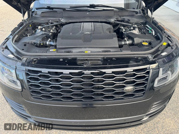 2019 Land Rover Range Rover HSE with VIN SALGS2SV5KA528460, listed as a Copart auction lot 56175975 with 122,951 mi miles and Clean Title. Bid and sale history available at DreamBid. Image 7.