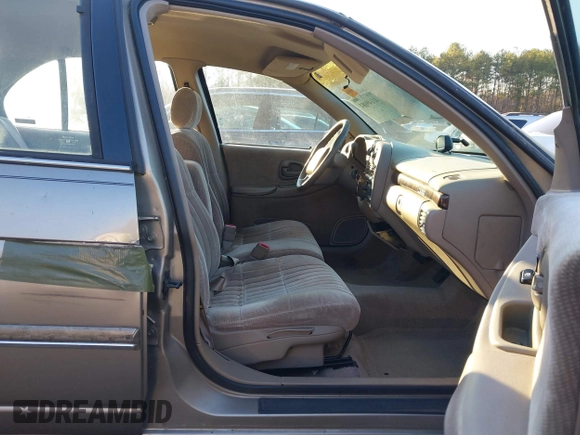 1999 Chevrolet Lumina with VIN 2G1WL52M2X9260536, listed as a IAAI auction lot 41149081 with 79,554 mi miles and . Bid and sale history available at DreamBid. Image 5.