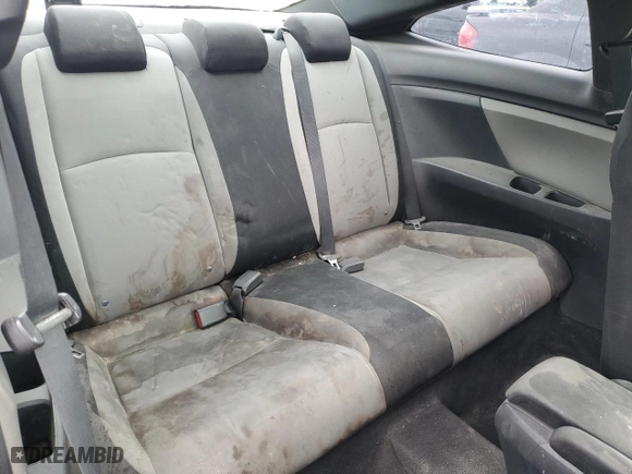 2016 Honda Civic Coupe LX-P with VIN 2HGFC4B03GH305795, listed as a Copart auction lot 82310524 with 130,370 mi miles and Salvage Title. Bid and sale history available at carsss.com. Image 10.