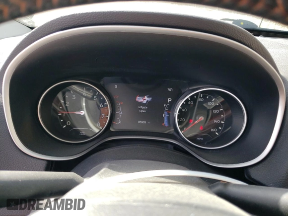 2018 Jeep Compass Latitude with VIN 3C4NJCBB8JT265580, listed as a Copart auction lot 49125405 with 85,905 mi miles and Salvage Title. Bid and sale history available at carsss.com. Image 9.