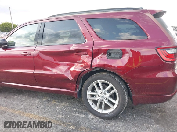 2024 Dodge Durango R/T Plus z VIN 1C4SDJCT1RC187866, wystawiony jako IAAI lot #41620255 z przebiegiem 23 790 mil mil oraz . Historia ofert i sprzedaży dostępna na DreamBid. Obrazek 6.
