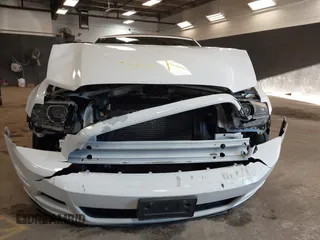 2014 Ford Mustang V6 with VIN 1ZVBP8EM4E5267406, listed as a IAAI auction lot 41752563 with 84,823 mi miles. Bid and sale history available at carsss.com. Image 6.