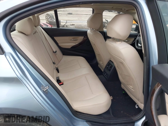 2015 BMW 3 Series 328i xDrive with VIN WBA3B5C56FF961927, listed as a IAAI auction lot 41555578 with 118,730 mi miles and . Bid and sale history available at DreamBid. Image 8.