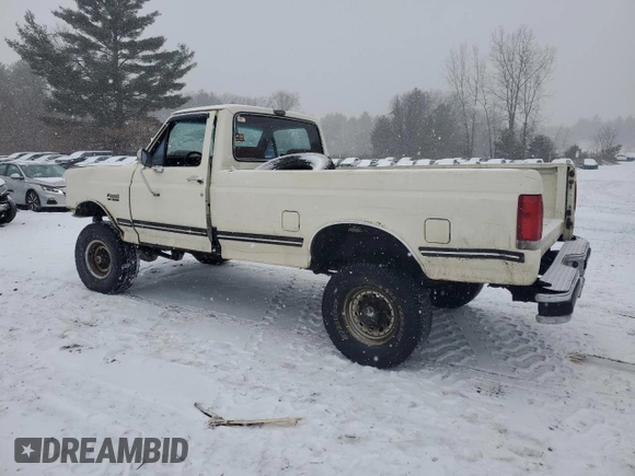 1989 Ford F-250 with VIN 1FTHF26H1KLA36131, listed as a Copart auction lot 44291385 with 85,183 mi miles and Clean Title. Bid and sale history available at DreamBid. Image 2.
