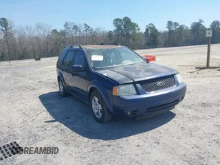 2005 Ford Freestyle Limited with VIN 1FMDK03195GA69554, listed as a IAAI auction lot 41835638 with 1 mi miles. Bid and sale history available at carsss.com. Image 1.
