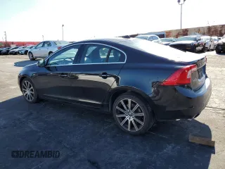 2015 Volvo S60 T6 Drive-E Platinum with VIN YV149MFM5F2361725, listed as a Copart auction lot 35998143 with 39,641 mi miles. Bid and sale history available at carsss.com. Image 2.