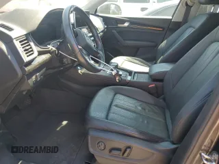 2020 Audi Q5 Premium Plus with VIN WA1E2AFY6L2068292, listed as a Copart auction lot 66568444 with 43,992 mi miles and Salvage title. Bid and sale history available at DreamBid. Image 7.