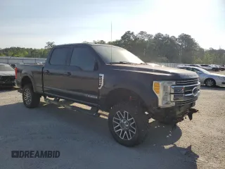 2017 Ford Super Duty F-250 SRW Lariat with VIN 1FT7W2BT9HEC27833, listed as a Copart auction lot 52806075 with 250,026 mi miles and Clean Title. Bid and sale history available at carsss.com. Image 4.