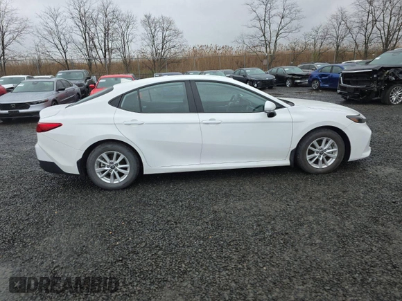 2025 Toyota Camry LE with VIN 4T1DAACK5SU004876, listed as a Copart auction lot 52281625 with 2,903 mi miles and Salvage Title. Bid and sale history available at carsss.com. Image 15.