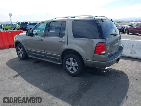 2003 Ford Explorer Limited с VIN 1FMDU65W73ZA37208, выставлен на аукционе IAAI как лот 42043797 с пробегом 235 652 миль миль и . История ставок и продаж доступна на DreamBid. Изображение 3.