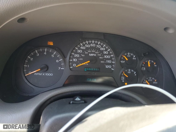 2004 Chevrolet TrailBlazer LT with VIN 1GNDS13S042273469, listed as a Copart auction lot 53825325 with 173,179 mi miles and Clean Title. Bid and sale history available at carsss.com. Image 9.