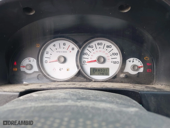 2007 Ford Escape XLT with VIN 1FMYU03107KA50631, listed as a IAAI auction lot 41374784 with 174,870 mi miles. Bid and sale history available at carsss.com. Image 7.