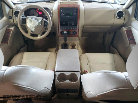 2008 Ford Explorer Eddie Bauer with VIN 1FMEU74818UA93789, listed as a Copart auction lot 58397955 with 130,981 mi miles and Salvage title. Bid and sale history available at DreamBid. Image 8.
