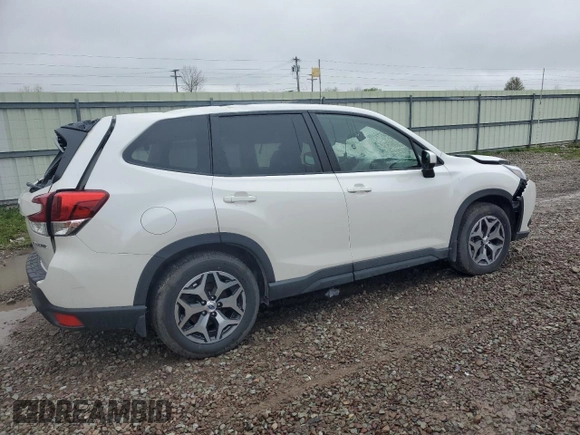 2024 Subaru Forester Premium z VIN JF2SKACC0RH497985, wystawiony jako Copart lot #55878105 z przebiegiem 11 503 mil mil oraz Szkoda całkowita • Salvage title. Historia ofert i sprzedaży dostępna na DreamBid. Obrazek 3.