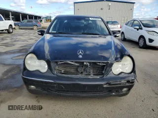 2004 Mercedes-Benz C 240 с VIN WDBRF61J84A545961, выставлен на аукционе Copart как лот 47039855 с пробегом 90 771 миль миль и Списание • Salvage title. История ставок и продаж доступна на DreamBid. Изображение 5.