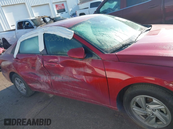 2024 Hyundai Elantra SE with VIN KMHLL4DG1RU744288, listed as a IAAI auction lot 40326384 with 11,656 mi miles and . Bid and sale history available at DreamBid. Image 13.