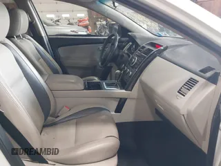 2009 Mazda CX-9 Touring with VIN JM3TB38V590164986, listed as a IAAI auction lot 42171833 with 258,565 mi miles and . Bid and sale history available at DreamBid. Image 5.