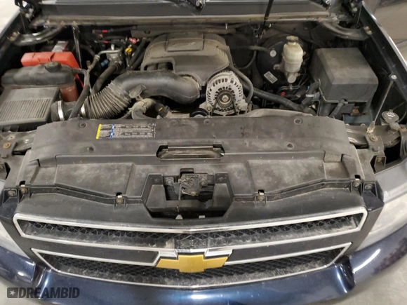 2007 Chevrolet Suburban LT with VIN 1GNFK16327J213622, listed as a Copart auction lot 49725665 with 174,854 mi miles and Salvage Title. Bid and sale history available at carsss.com. Image 12.