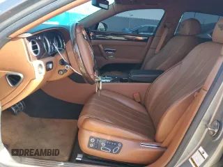 2014 Bentley Flying Spur z VIN SCBEC9ZA7EC090575, wystawiony jako Copart lot #57110315 z przebiegiem 19 083 mil mil oraz Szkoda całkowita • Salvage title. Historia ofert i sprzedaży dostępna na DreamBid. Obrazek 7.