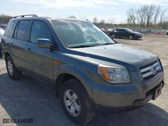 2008 Honda Pilot VP with VIN 5FNYF18288B042958, listed as a IAAI auction lot 42037589 with 246,922 mi miles. Bid and sale history available at carsss.com. Image 1.