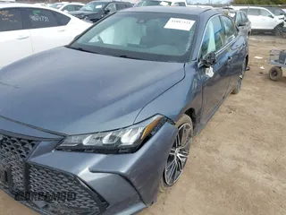 2019 Toyota Avalon XLE z VIN 4T1BZ1FB3KU024135, wystawiony jako IAAI lot #41887321 z przebiegiem 80 547 mil mil oraz . Historia ofert i sprzedaży dostępna na DreamBid. Obrazek 6.