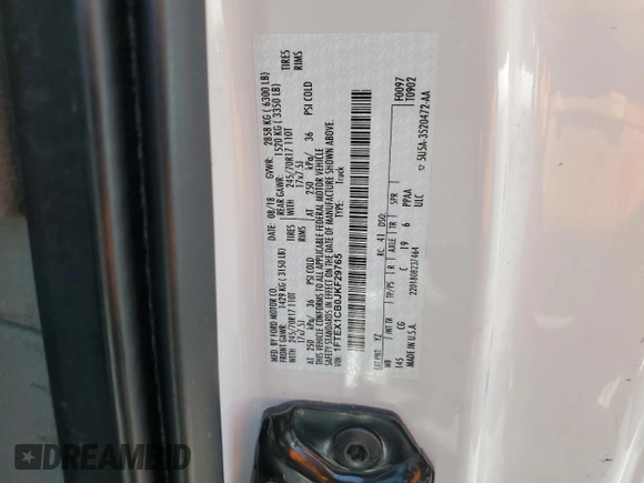 2018 Ford F-150 XL z VIN 1FTEX1CB0JKF29765, wystawiony jako Copart lot #63671145 z przebiegiem 106 036 mil mil oraz Czysty tytuł • Clean title. Historia ofert i sprzedaży dostępna na DreamBid. Obrazek 12.