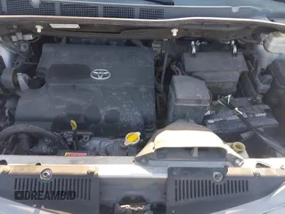 2014 Toyota Sienna XLE with VIN 5TDYK3DC8ES423450, listed as a IAAI auction lot 41972128 with 145,374 mi miles. Bid and sale history available at carsss.com. Image 10.