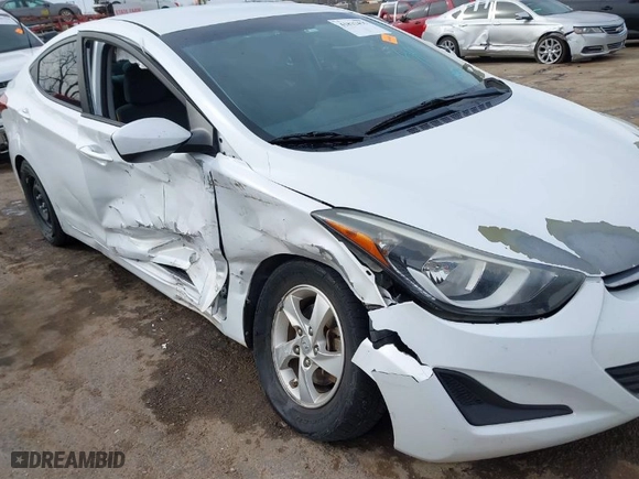 2015 Hyundai Elantra SE with VIN 5NPDH4AE4FH591540, listed as a IAAI auction lot 41822435 with 83,083 mi miles. Bid and sale history available at carsss.com. Image 6.
