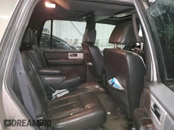 2008 Ford Expedition Limited с VIN 1FMFU20528LA34579, выставлен на аукционе Copart как лот 60508305 с пробегом 259 871 миль миль и Списание • Salvage title. История ставок и продаж доступна на DreamBid. Изображение 11.