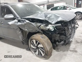 2024 Volkswagen Atlas SE with VIN 1V2HR2CA6RC534817, listed as a IAAI auction lot 41655227 with 39,214 mi miles and . Bid and sale history available at DreamBid. Image 6.