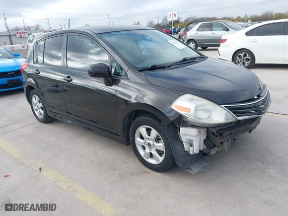 2011 Nissan Versa 1.8 S with VIN 3N1BC1CPXBL373263, listed as a IAAI auction lot 41765476 with 187,281 mi miles. Bid and sale history available at carsss.com. Image 1.