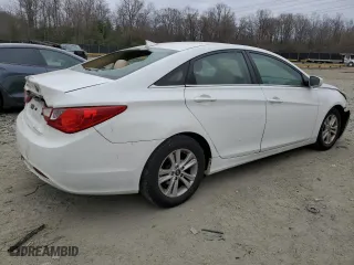 2013 Hyundai Sonata GLS PZEV with VIN 5NPEB4AC6DH760832, listed as a Copart auction lot 47767315 with 122,007 mi miles and Salvage Title. Bid and sale history available at carsss.com. Image 3.