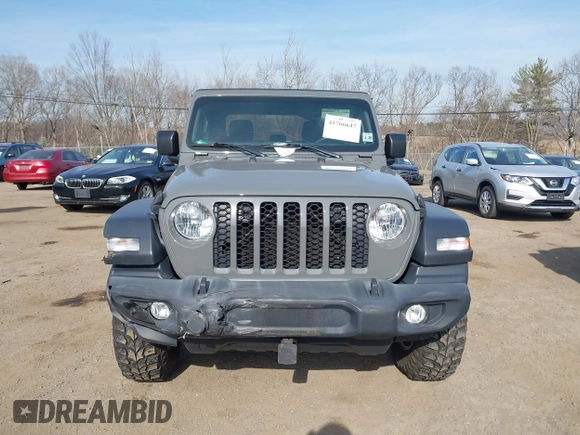 2020 Jeep Gladiator Sport S with VIN 1C6HJTAG2LL157701, listed as a IAAI auction lot 41766647 with 62,571 mi miles. Bid and sale history available at carsss.com. Image 12.